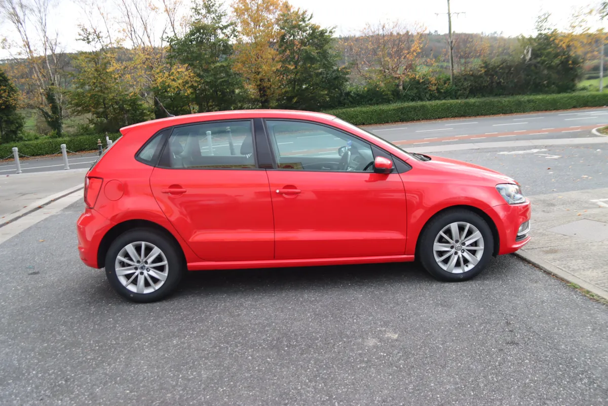 2015 Volkswagen Polo  1.2TSi Comfortline + 5-dr - Image 2