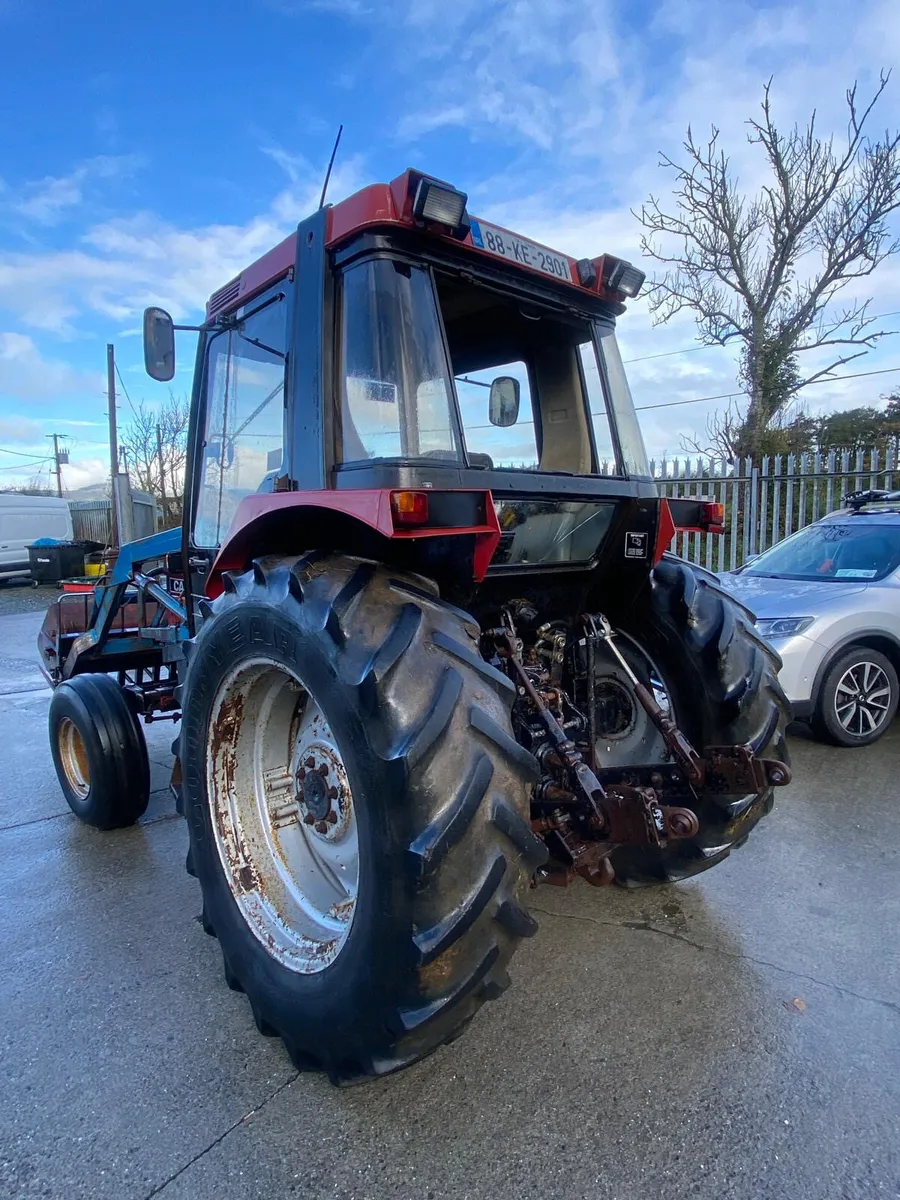 Case 885 XL - €7,300 + VAT - Image 3