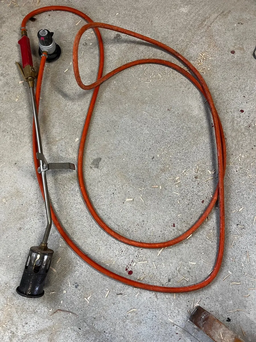 Gas burner