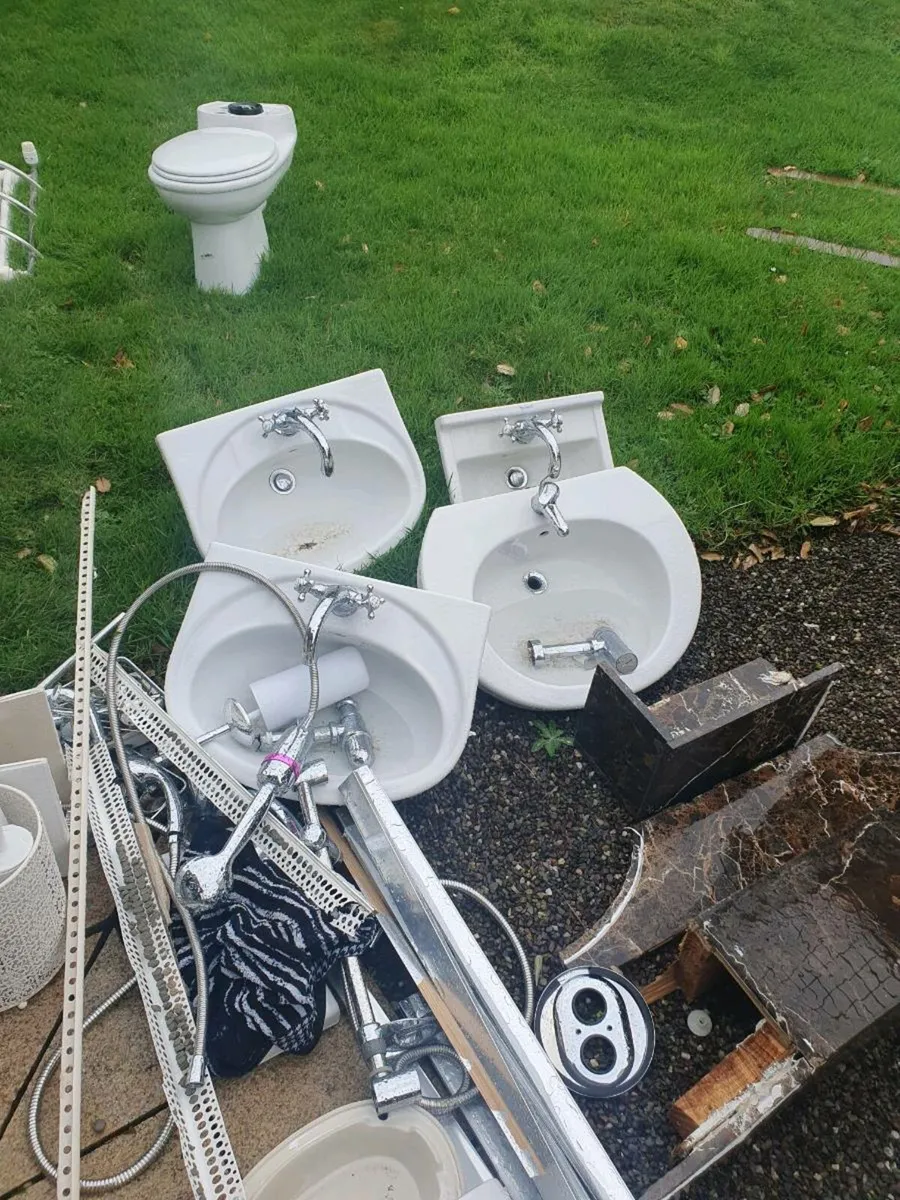 Bathroom ware - Image 2