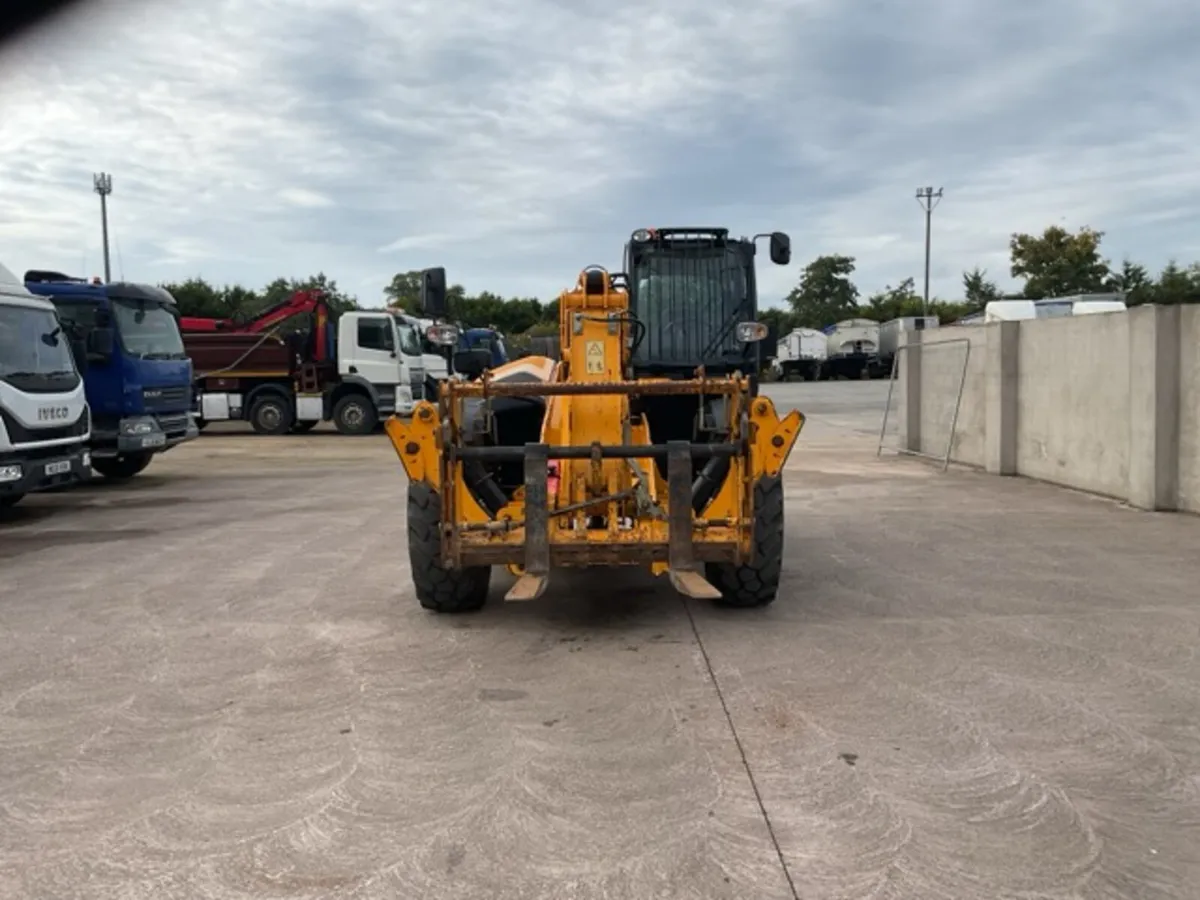 2019 JCB 540-140 Hi Viz Turbo Powershift T/Handler - Image 2