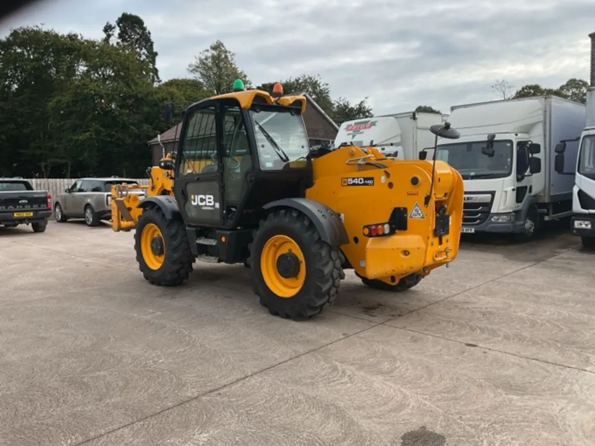 2019 JCB 540-140 Hi Viz Turbo Powershift T/Handler - Image 4