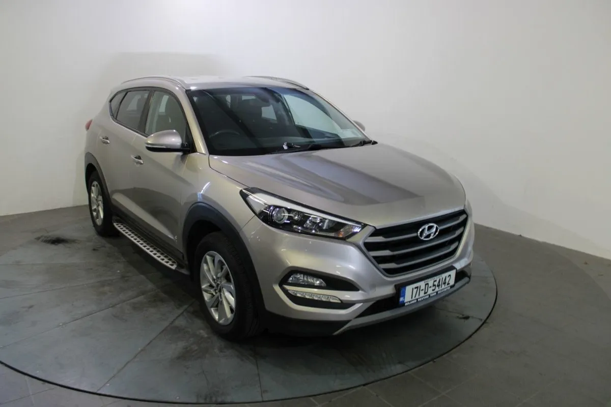 Hyundai Tucson 1.7 D SE NAV - Image 1