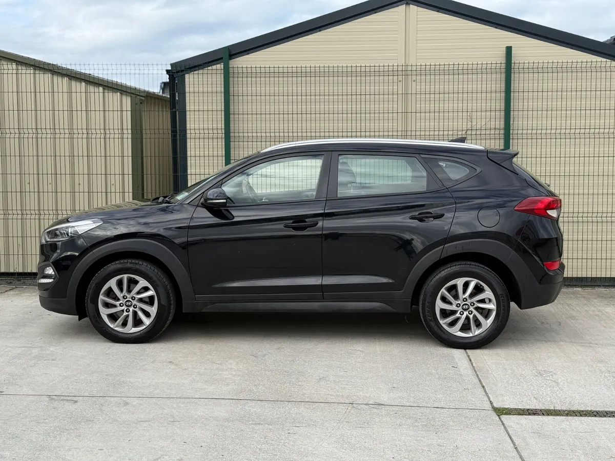 Hyundai Tucson 171 Low Miles!! - Image 3