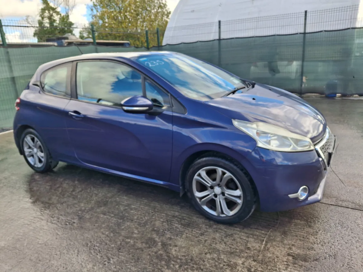 2012 Peugeot 208 1.2 Petrol - Image 4