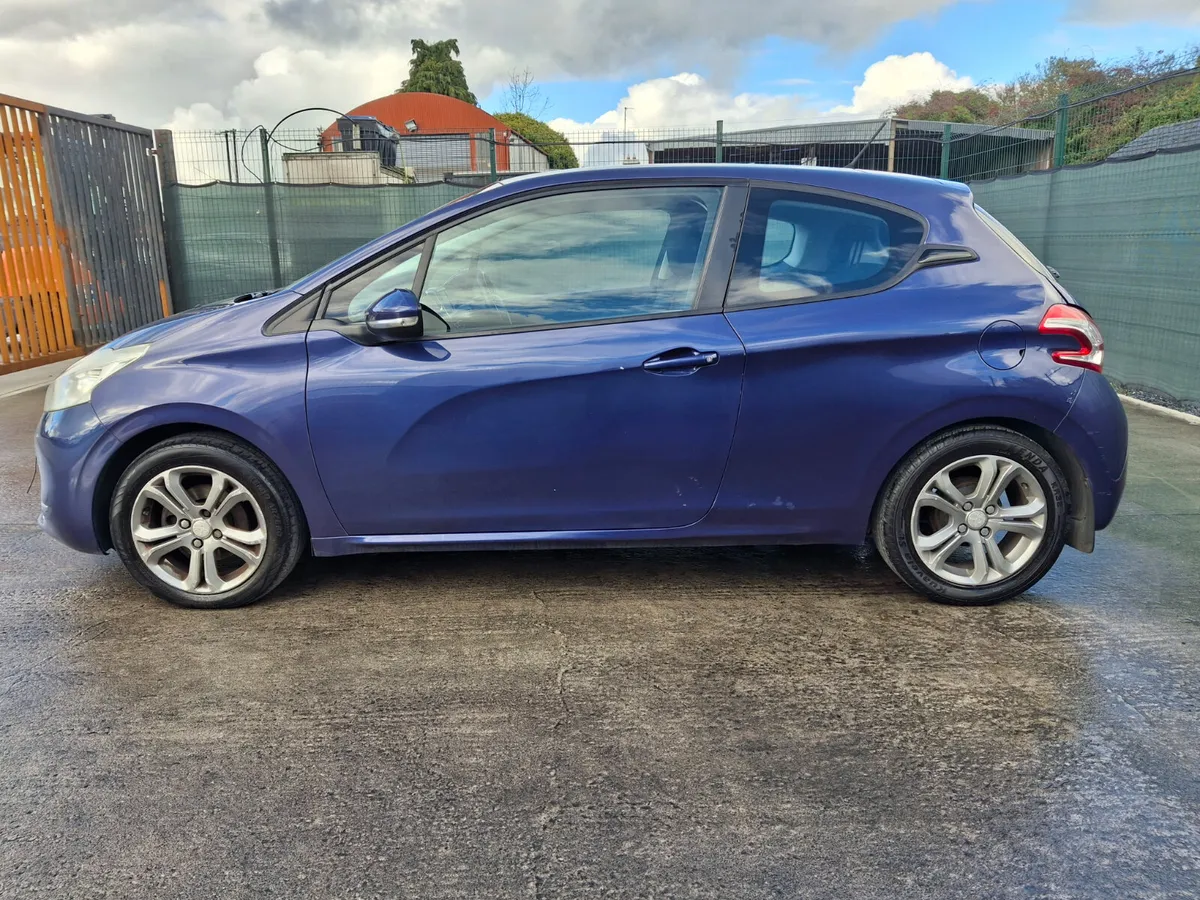 2012 Peugeot 208 1.2 Petrol - Image 2