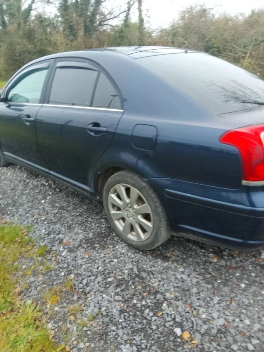 Toyota Avensis 2008 - Image 2