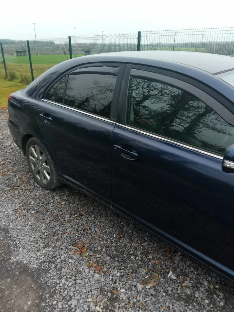 Toyota Avensis 2008 - Image 4