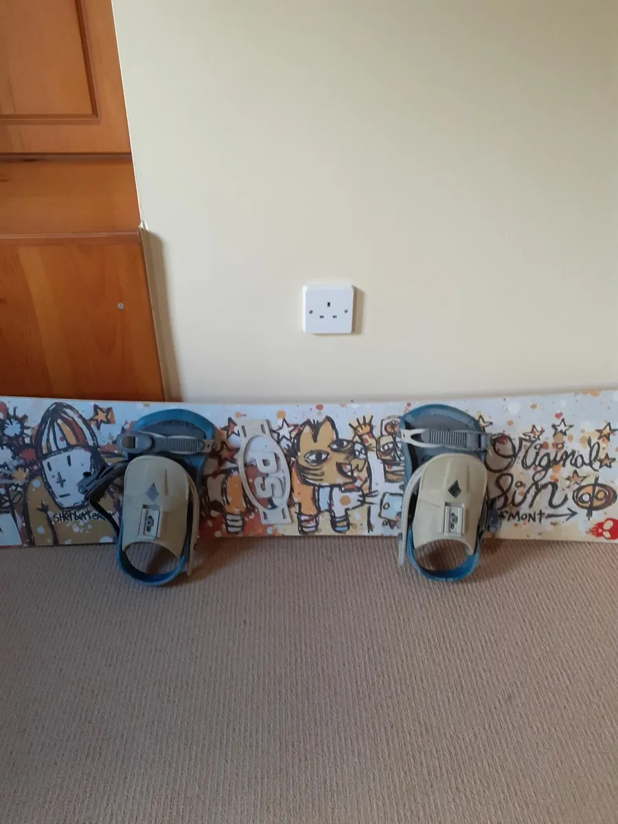 Snowboard - Image 3