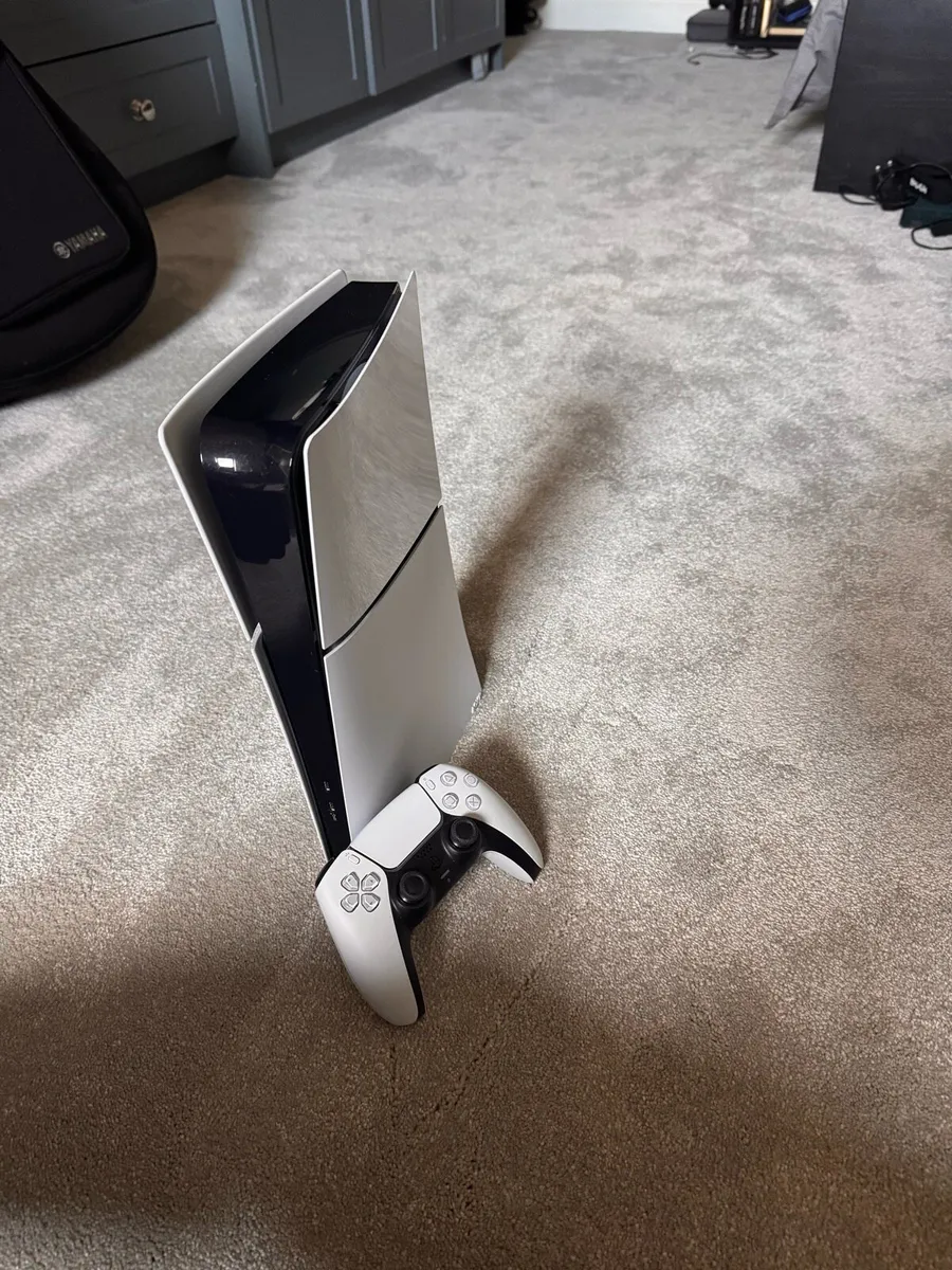 PS5 digital slim - Image 2