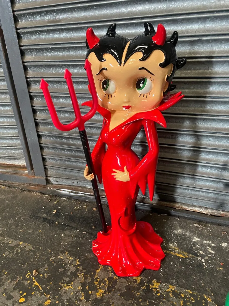 Large Beautiful Betty boop - Image 4
