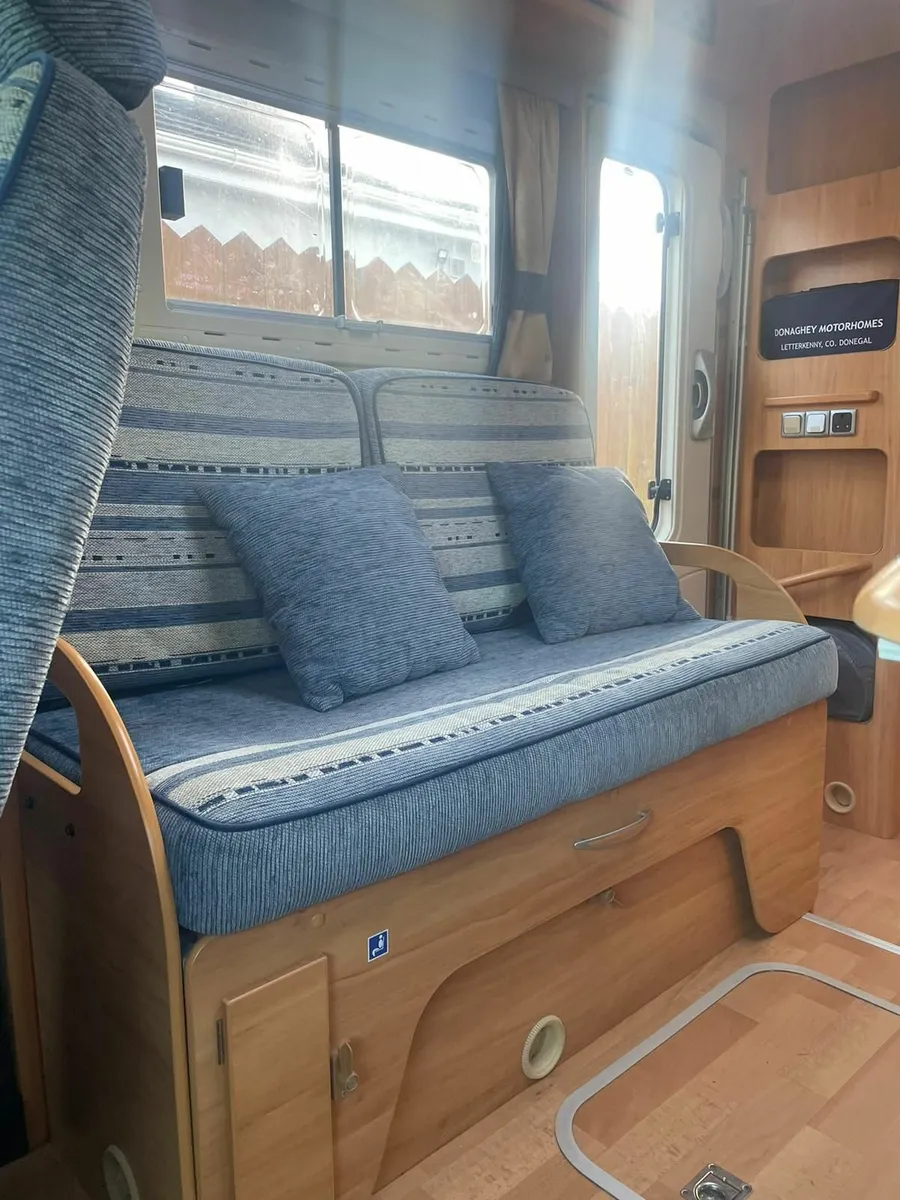 RHD 2006 Low Profile Stunning Camper - Image 2
