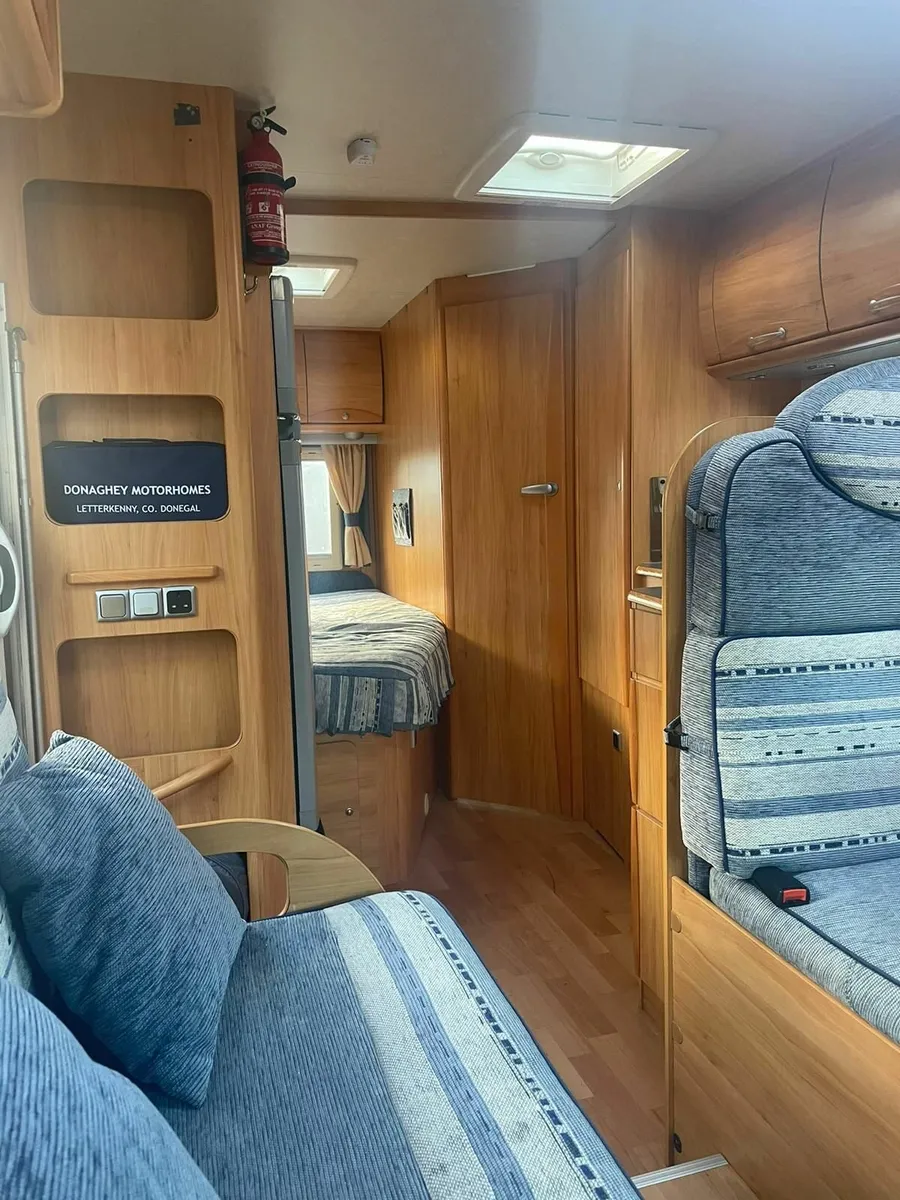 RHD 2006 Low Profile Stunning Camper - Image 3