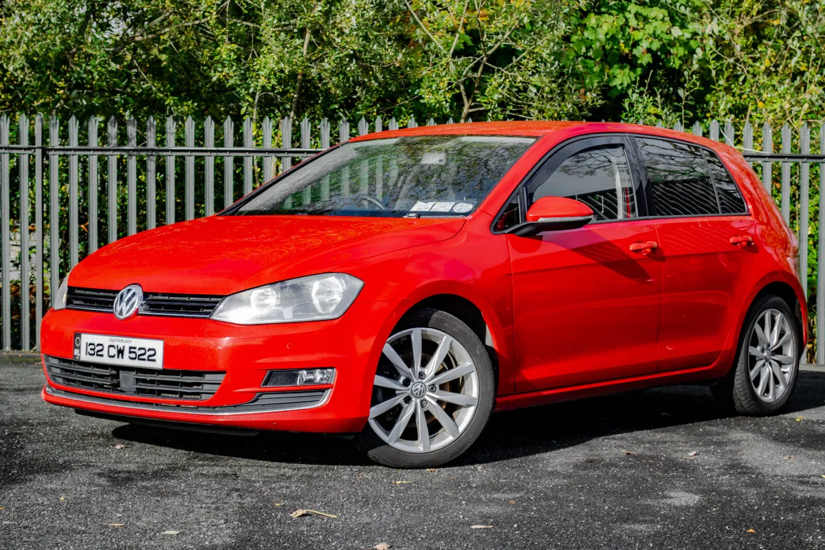 2013 VOLKSWAGEN GOLF 2.0 TDI GT *High Spec* - Image 4