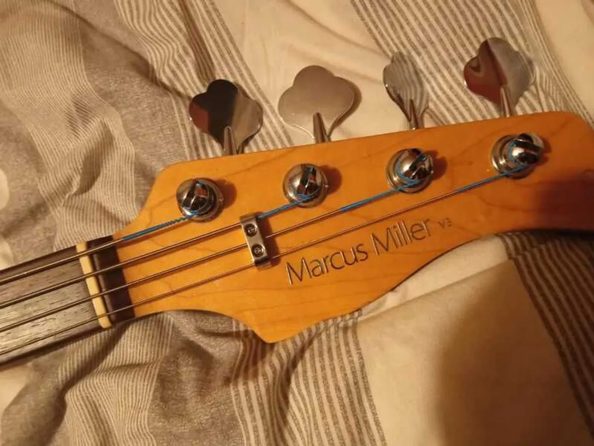 Marcus Miller V3 Jazz plus others - Image 2