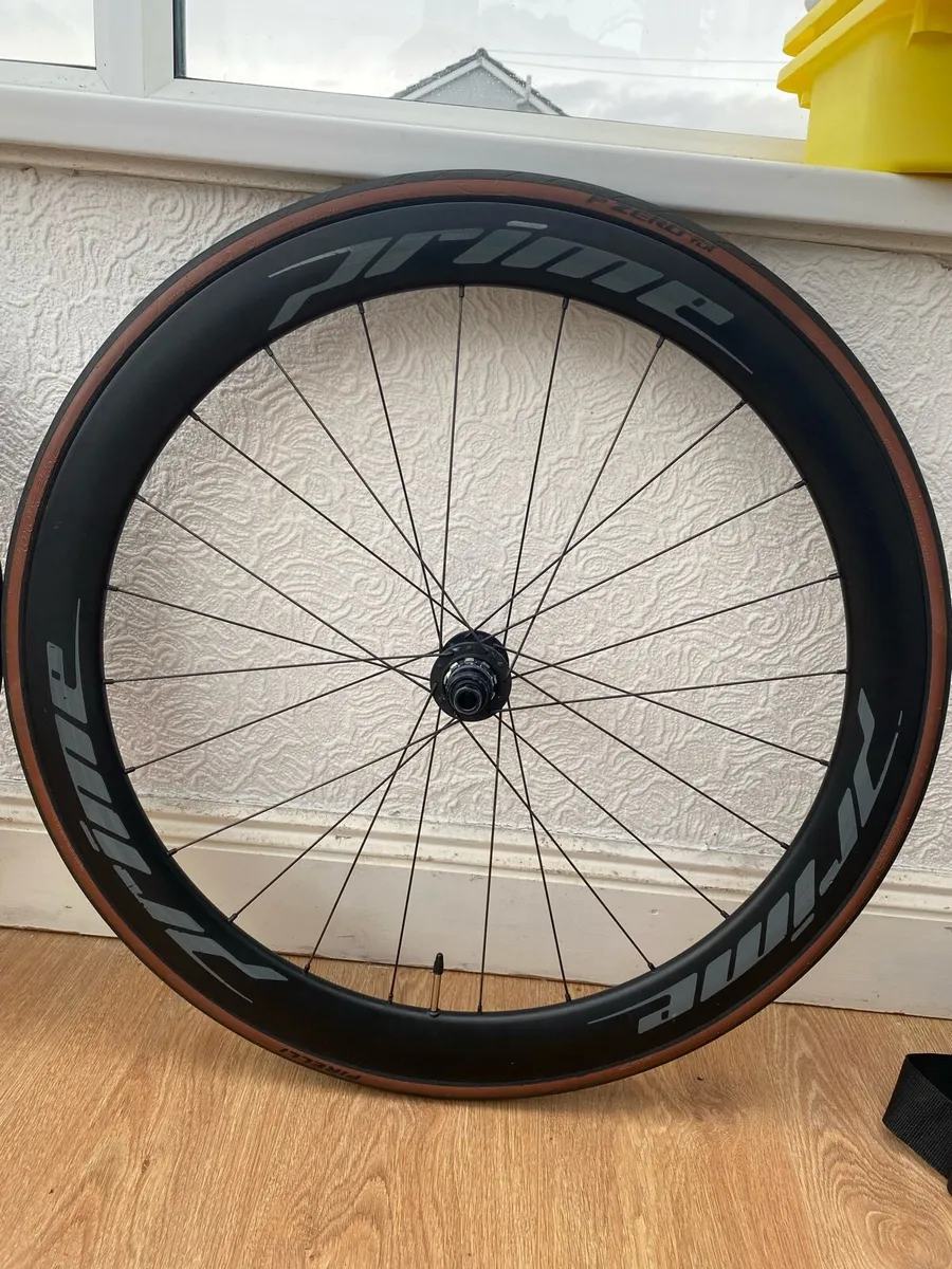 Prime RR-50 Carbon Aero Disc Wheelset - Image 3