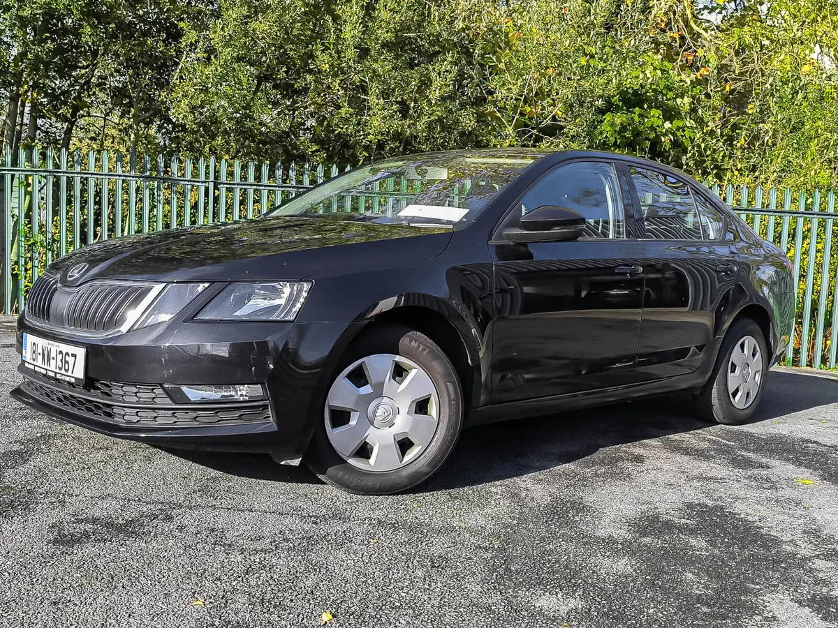 2018 SKODA OCTAVIA 1.6 TDI ACTIVE *One Owner !* - Image 4