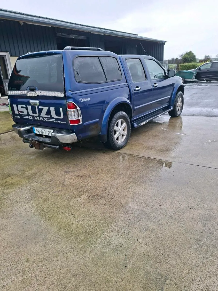 IZUZU DMax - Image 4