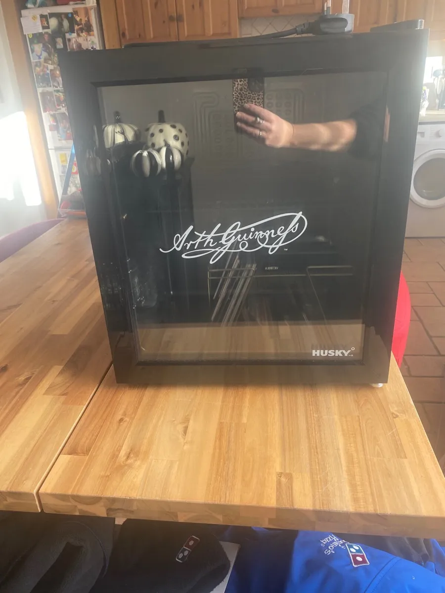 Guinness mini fridge - Image 1