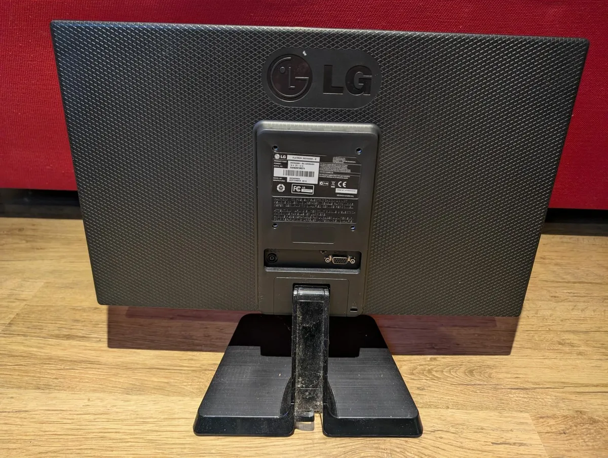 LG monitor 20inches - Image 3