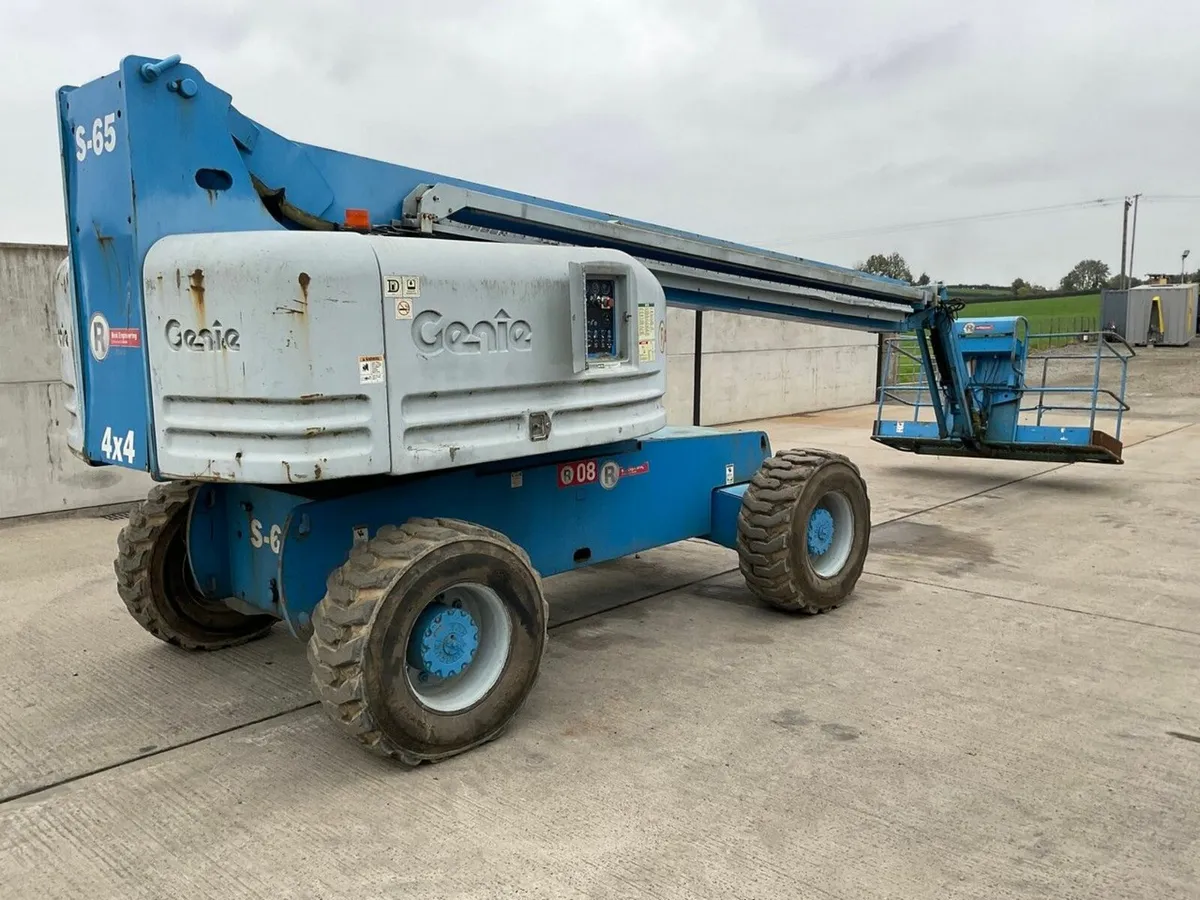 GENIE S65 ROUGH TERRAIN DIESEL BOOM LIFT - Image 1