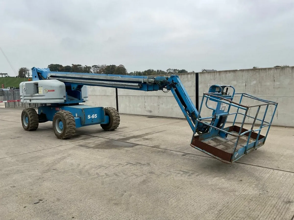 GENIE S65 ROUGH TERRAIN DIESEL BOOM LIFT - Image 3