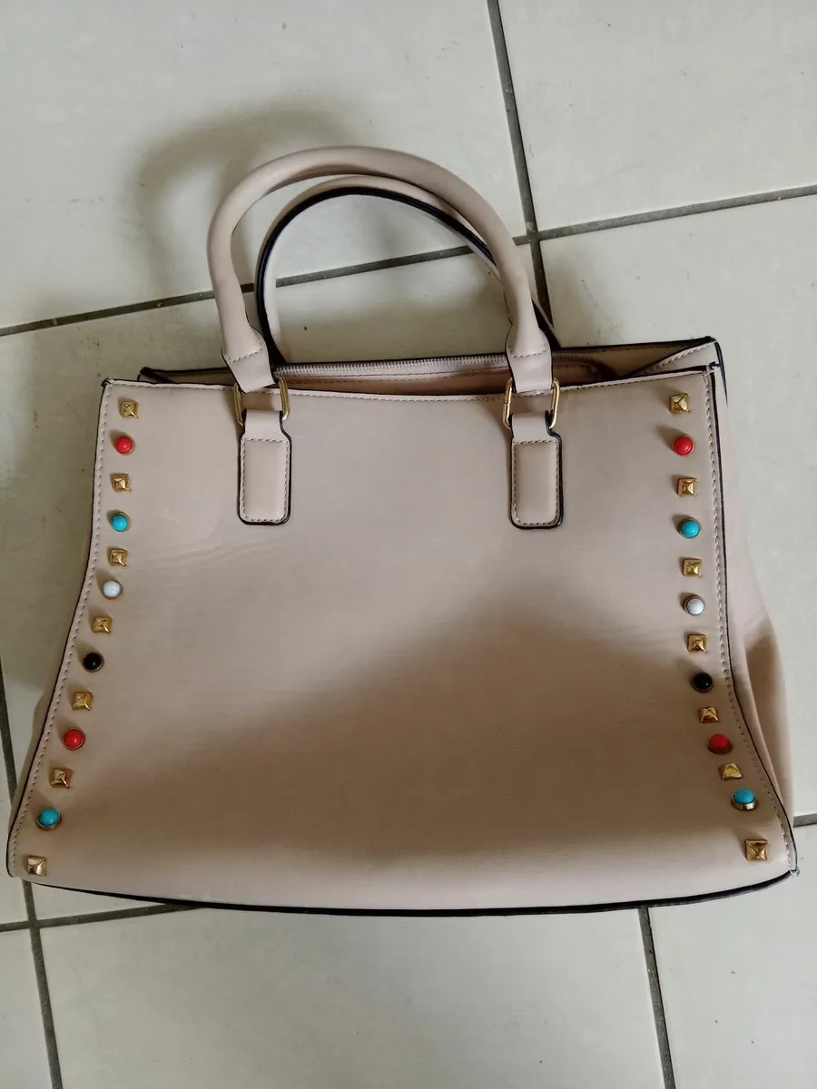 Perfect condition ladies bag selection - Image 1
