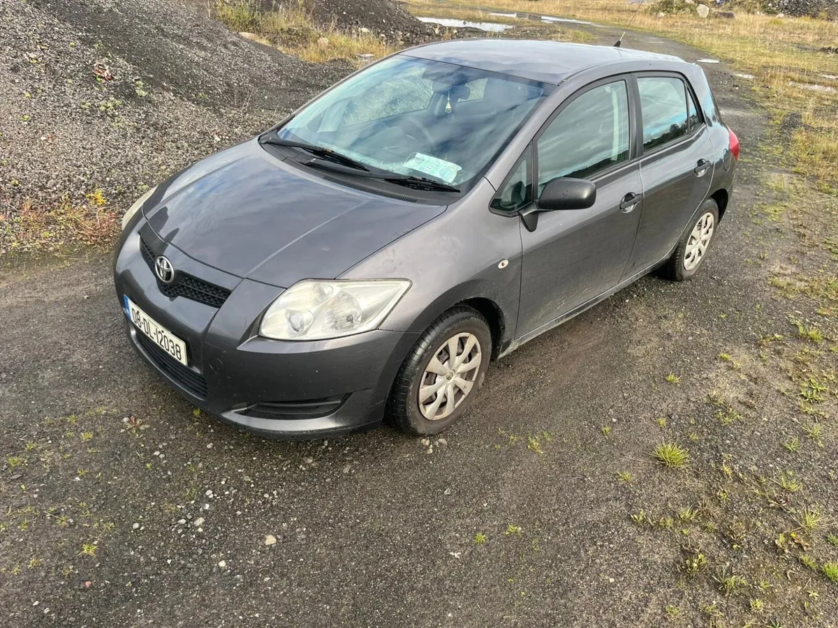 2008 Toyota Auris 1:4 Diesel - Image 2