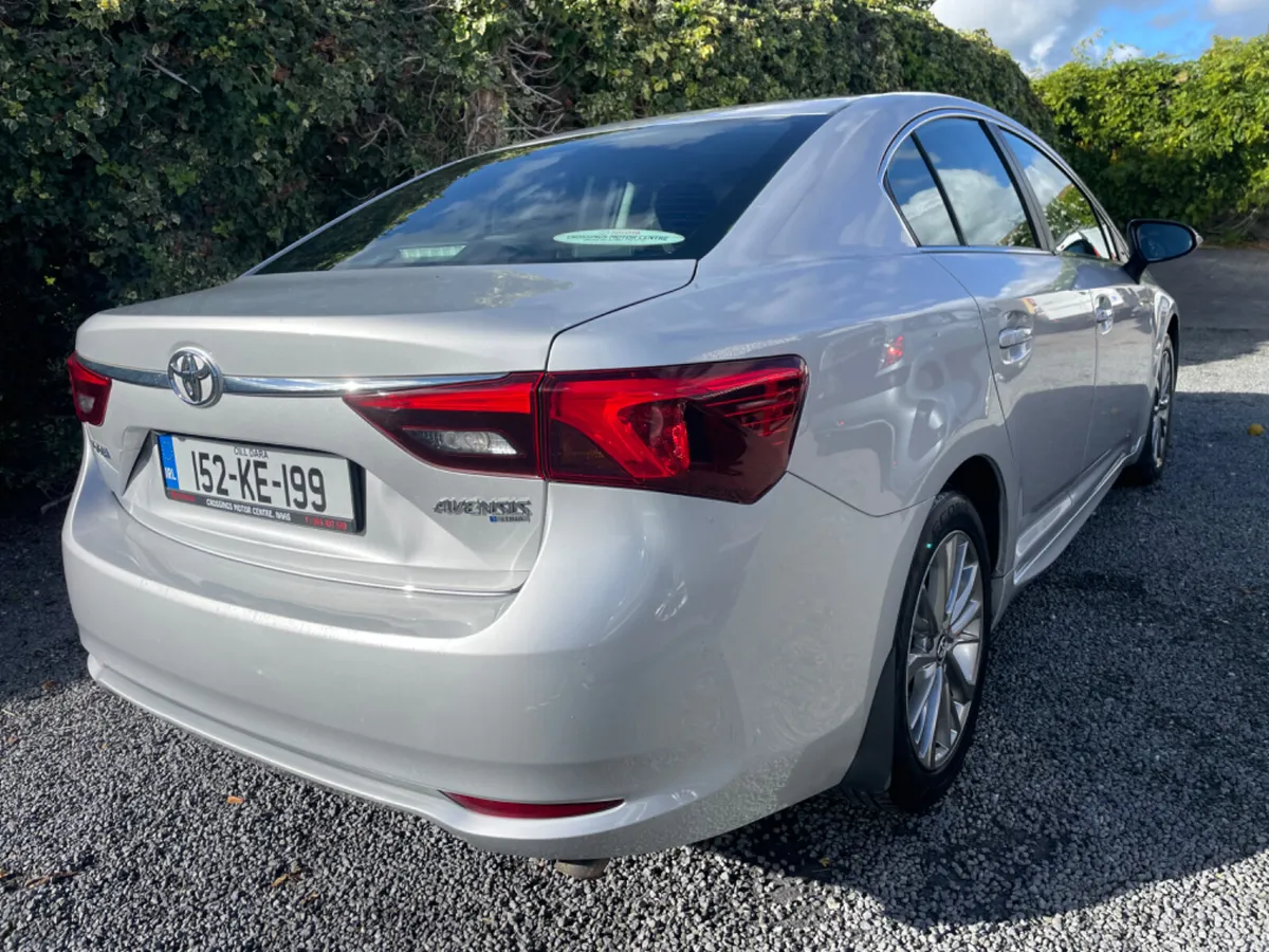 Toyota Avensis 2015 1.6 Diesel - Image 2