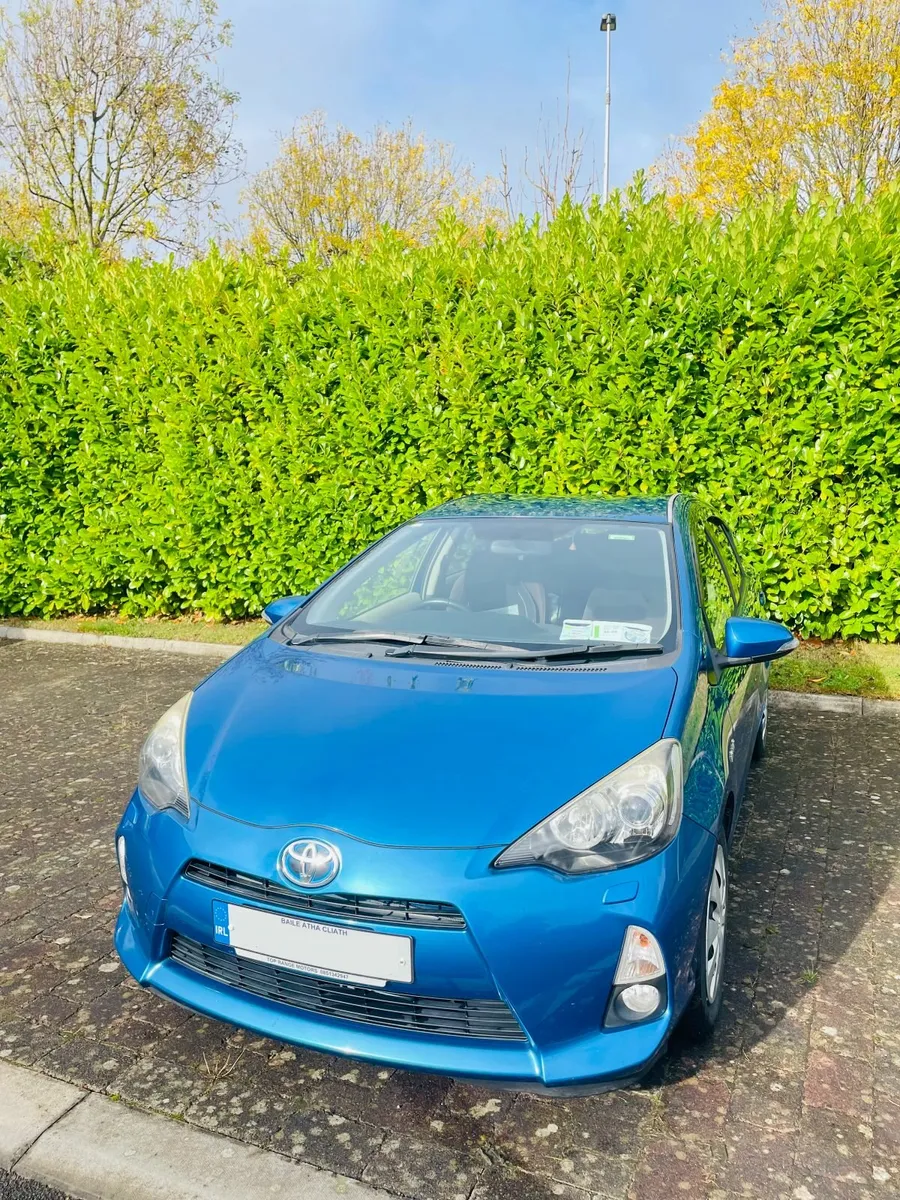 Toyota Aqua 2014 - Image 4
