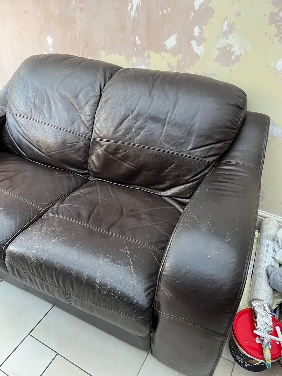 Couch - Image 3