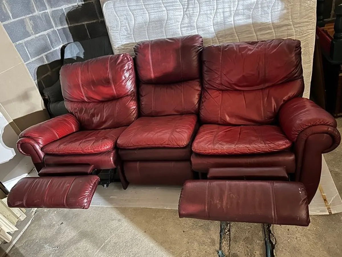 Red Leather Three Seater Sofa with Recliners - Image 2