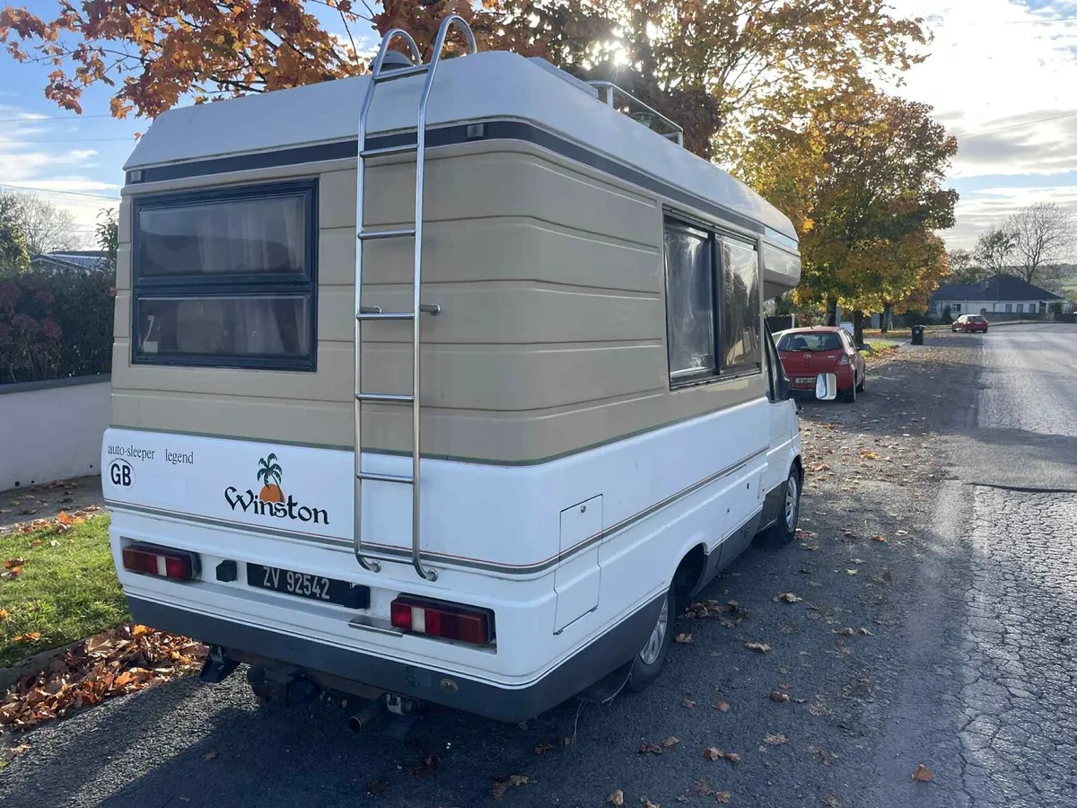 Vintage camper van - Image 3