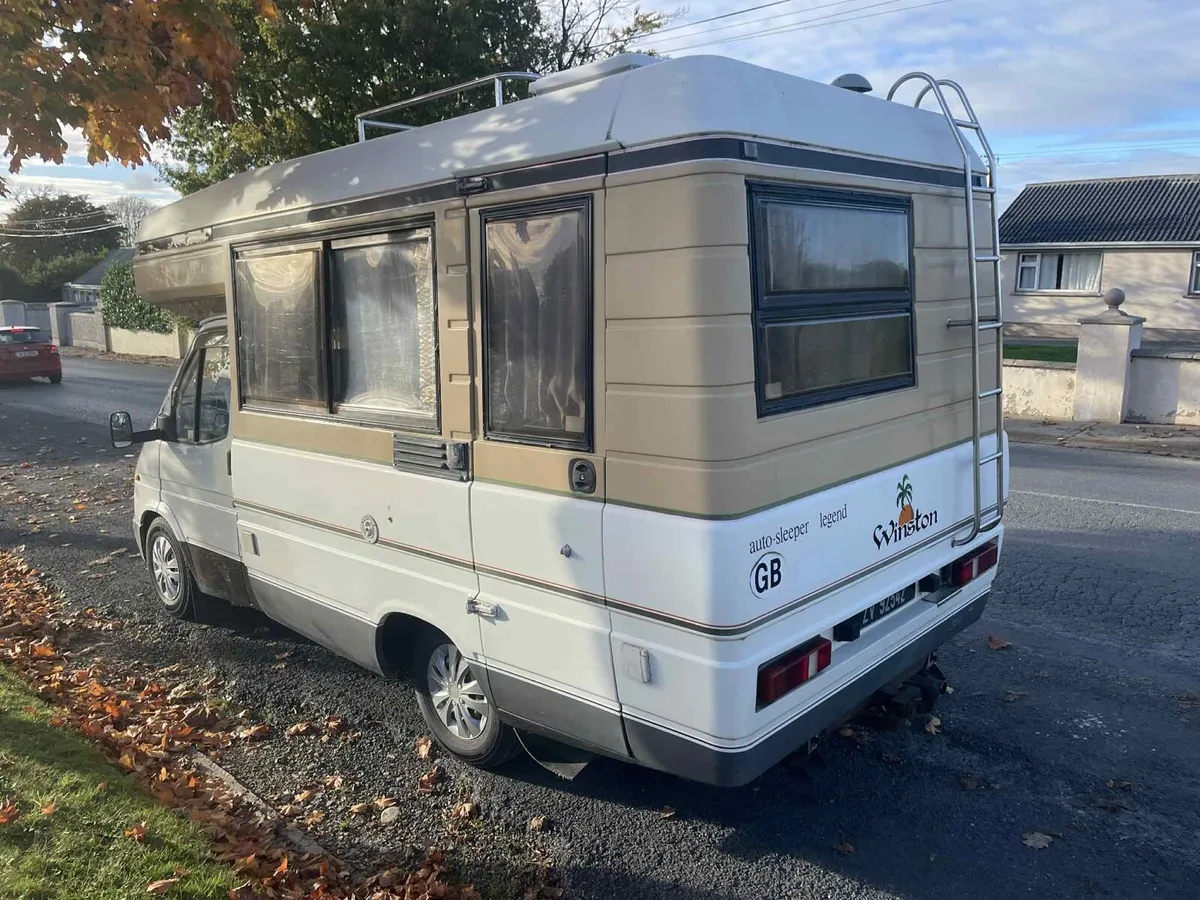 Vintage camper van - Image 4