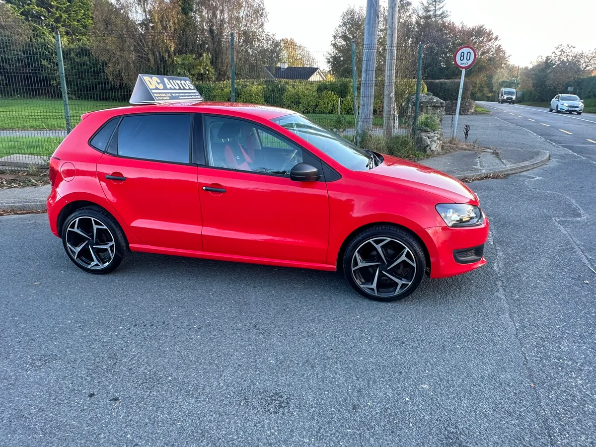 VOLKSWAGEN POLO - Image 2