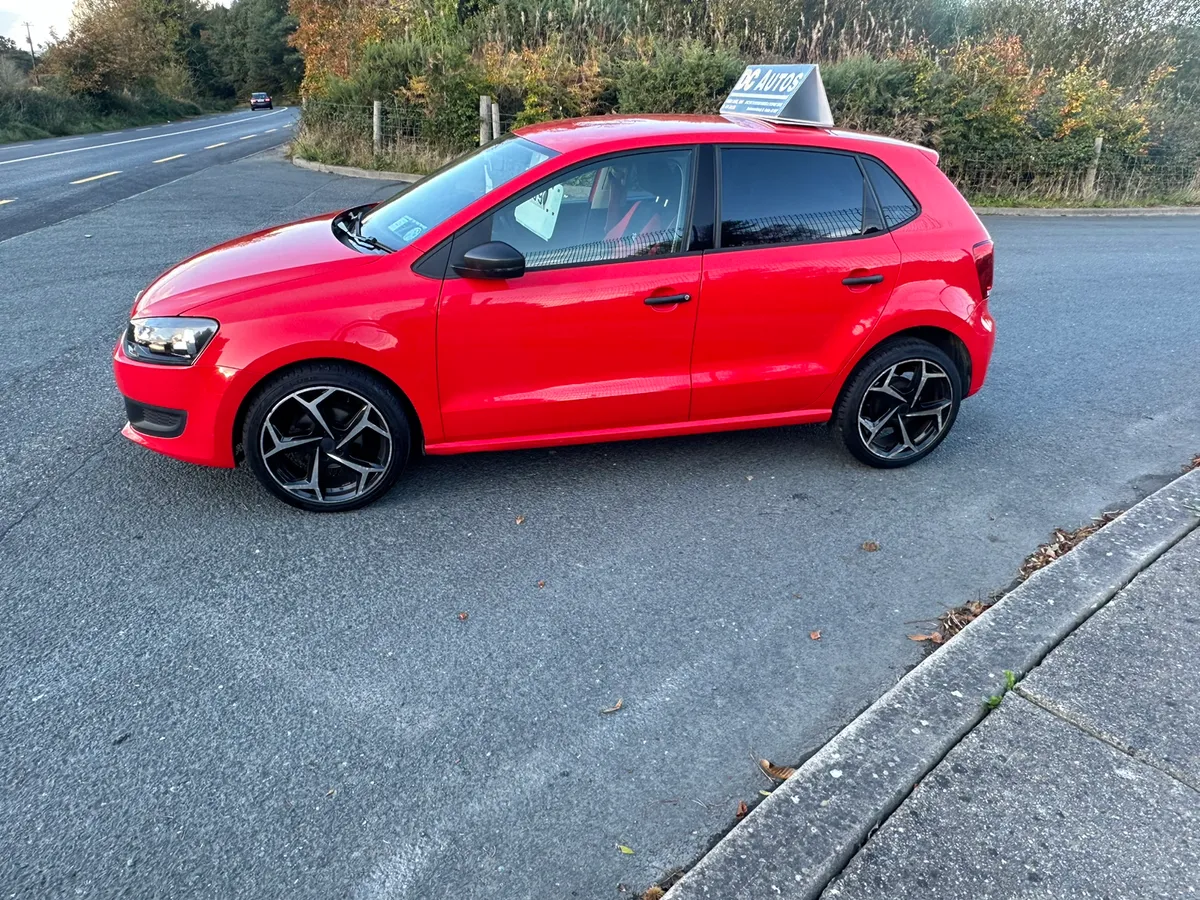 VOLKSWAGEN POLO - Image 4