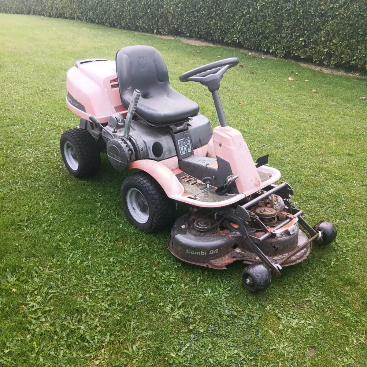 Husqvarna Rider 20hp Briggs engine - Image 1