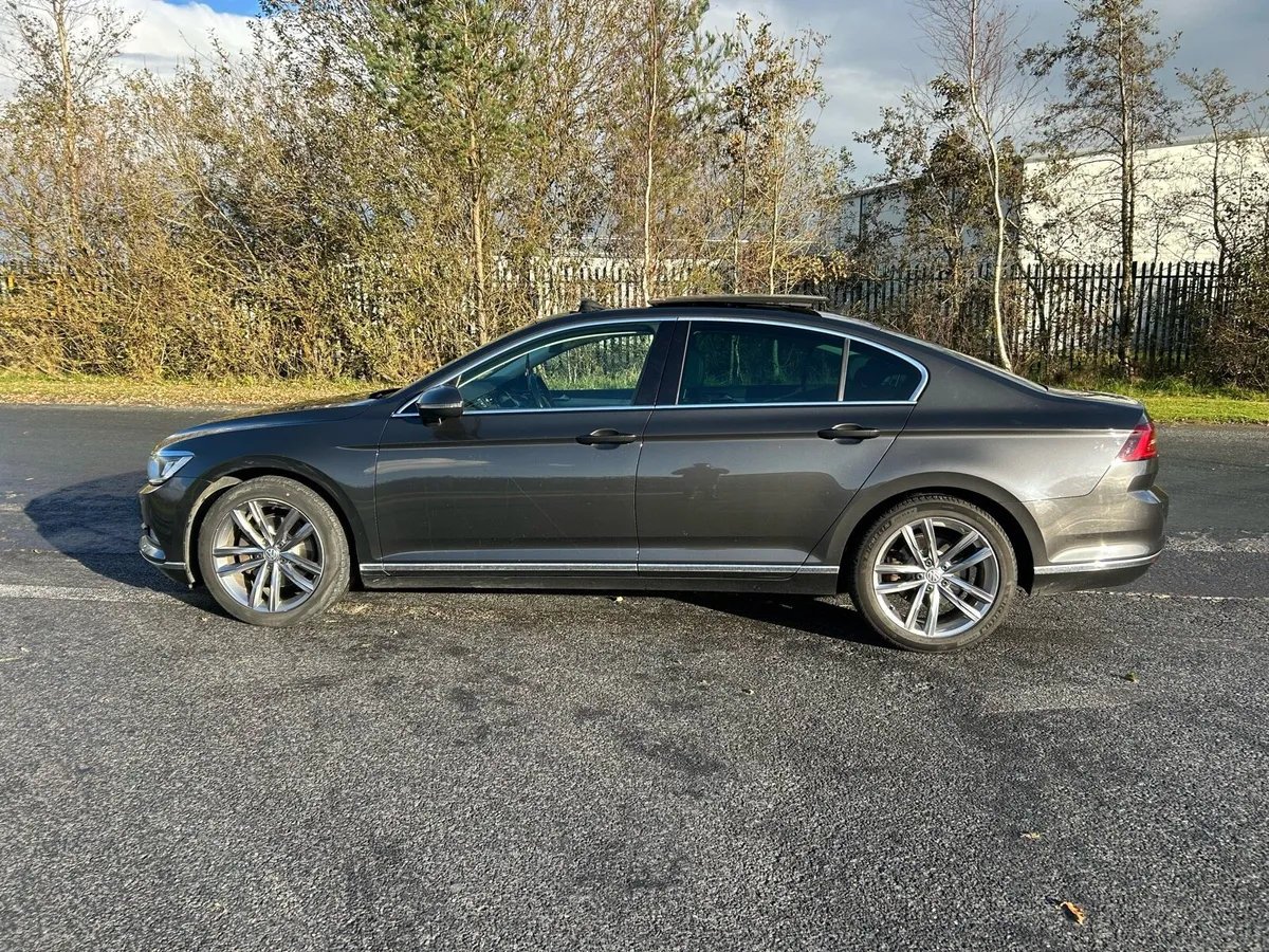 Volkswagen Passat Highline - Image 3
