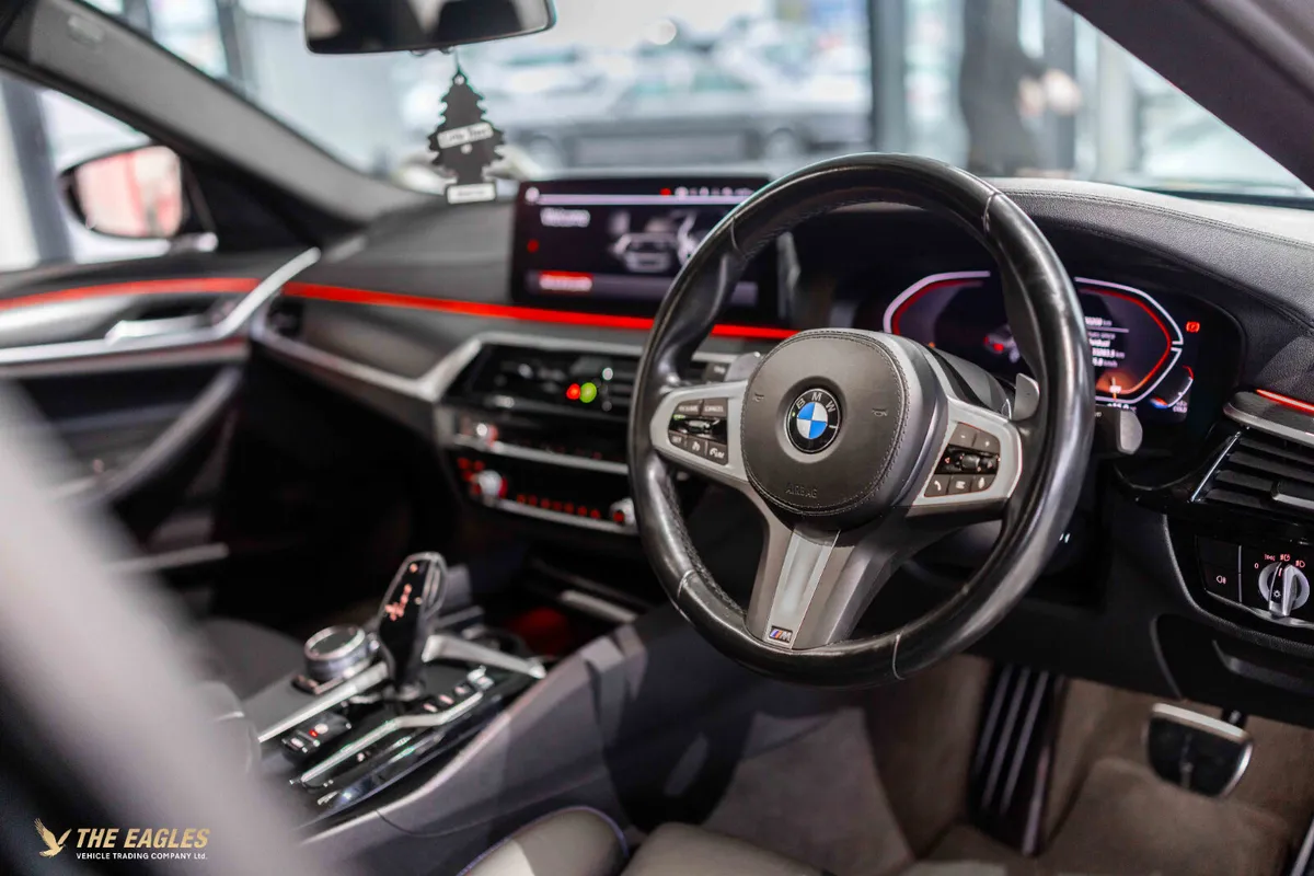 BMW 5-Series 2022 - Image 4