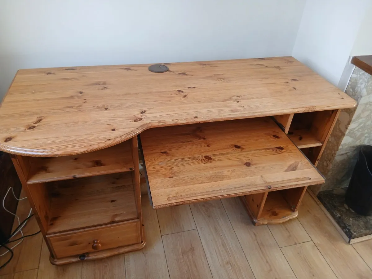 Desk solid pine. home, office, table - Image 3