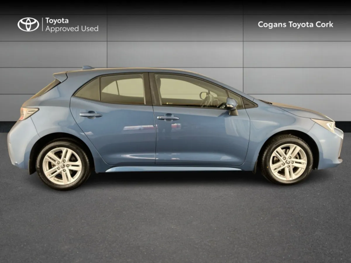 Toyota Corolla COROLLA HYBRID LUNA H/B - Image 3