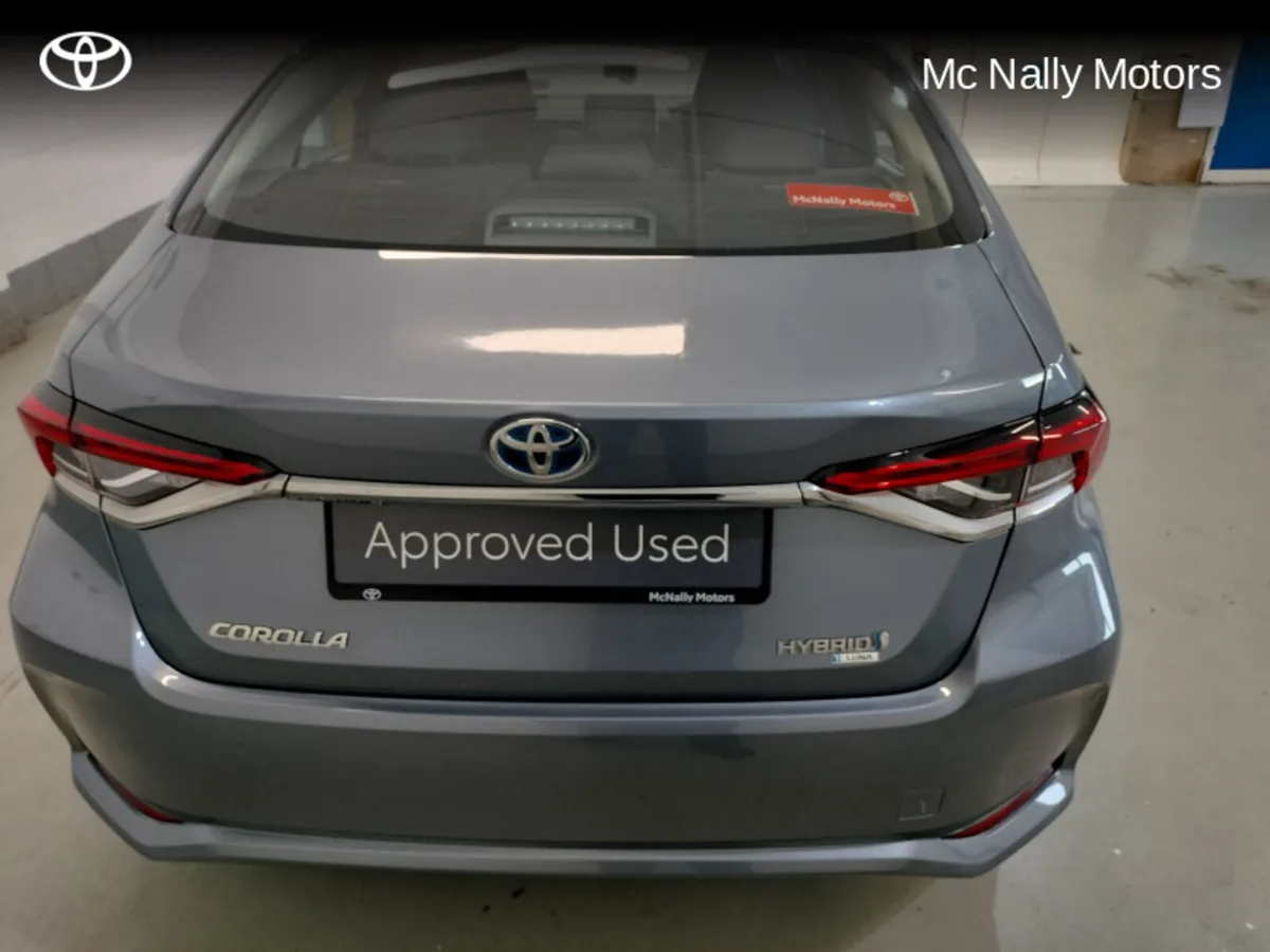 Toyota Corolla HYBRID LUNA SALOON **FULL SVC HISTO - Image 4