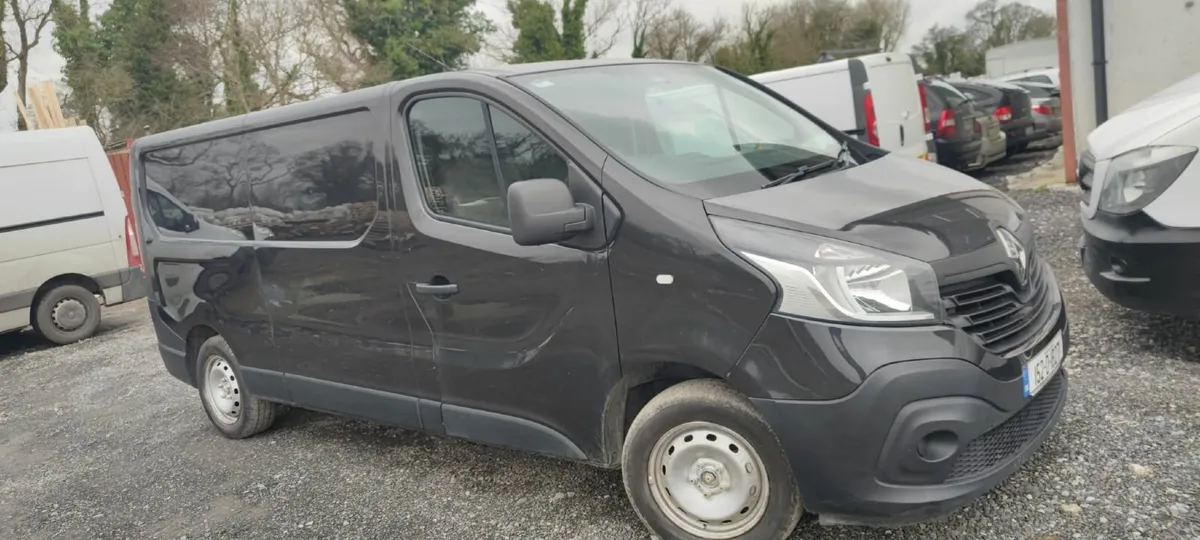 Renault Trafic 2015 - Image 3