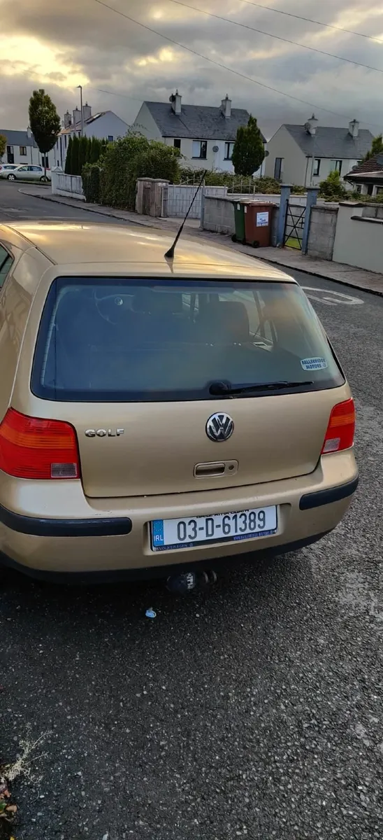 Volkswagen Golf 2003 - Image 2