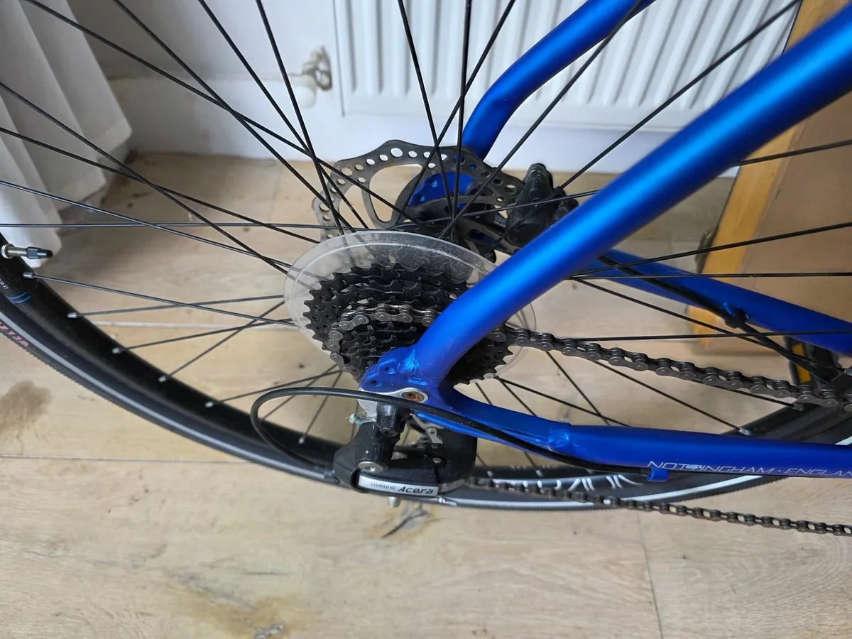 Bicycle - Raleigh Strada Trail Sport 2 - Image 3