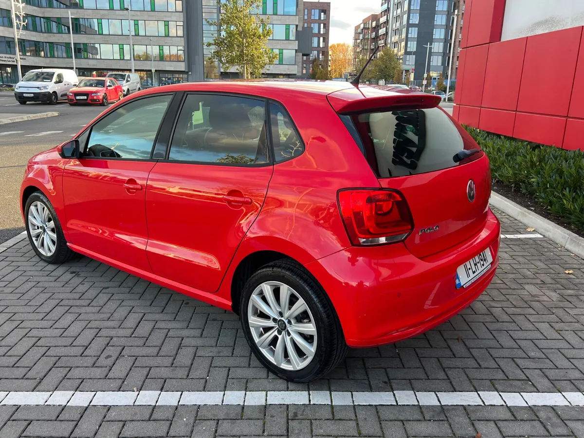 Volkswagen Polo Automatic 2011 - Image 3