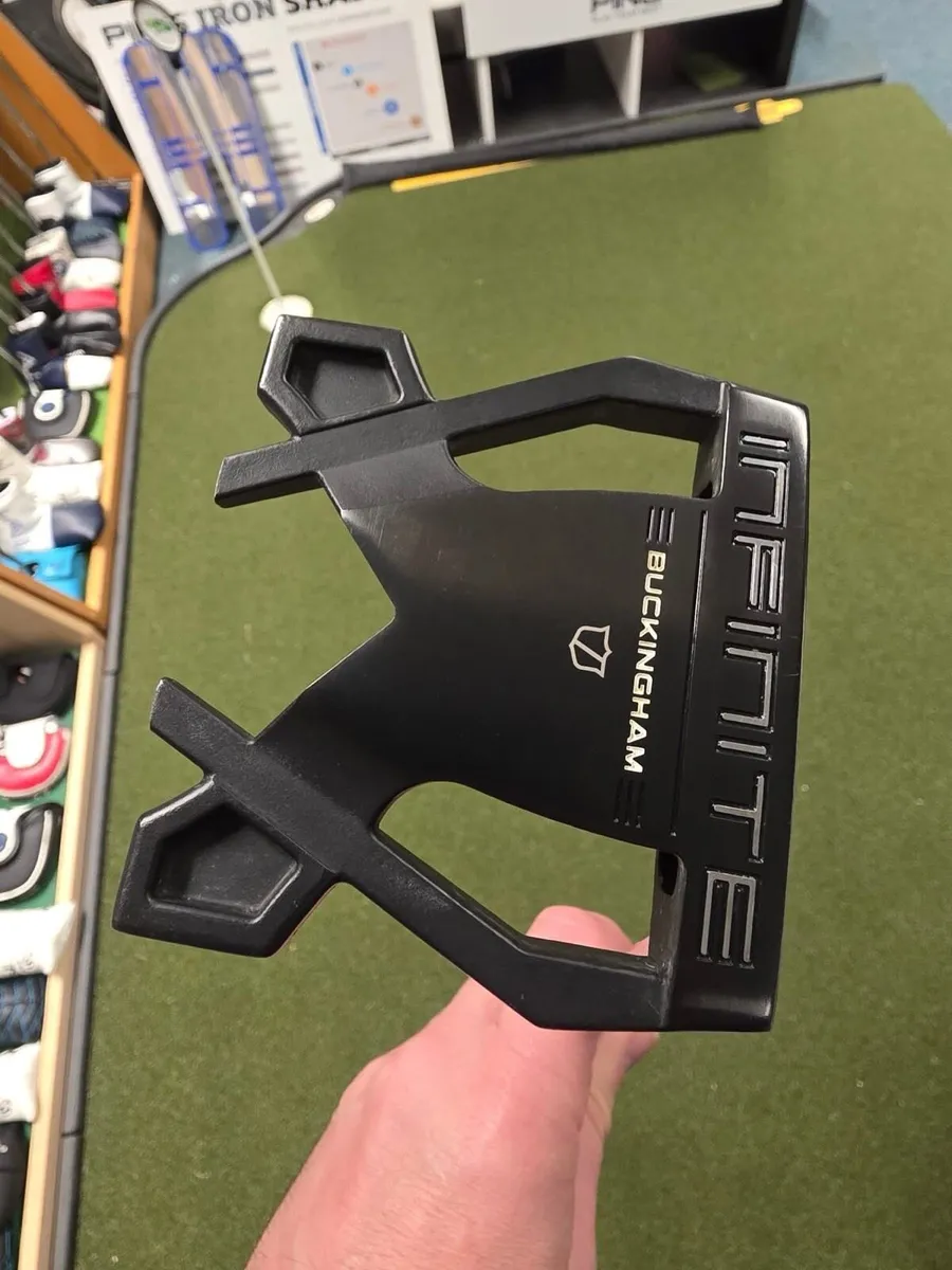 Like New Wilson Infinite Buckingham Putter - Image 1