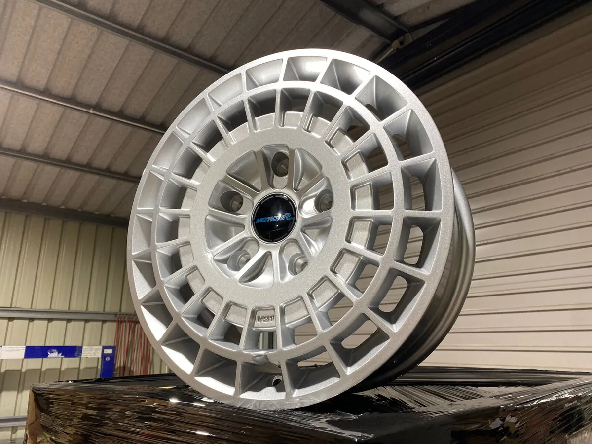 18" VA1 Alloys 5x108 Berlingo Dispatch Proace - Image 2