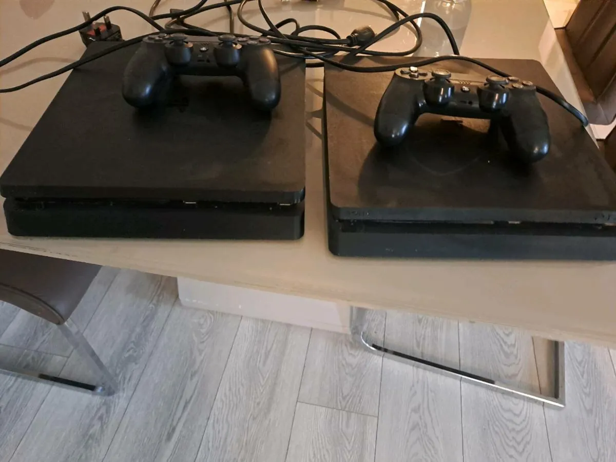 Two Ps4s