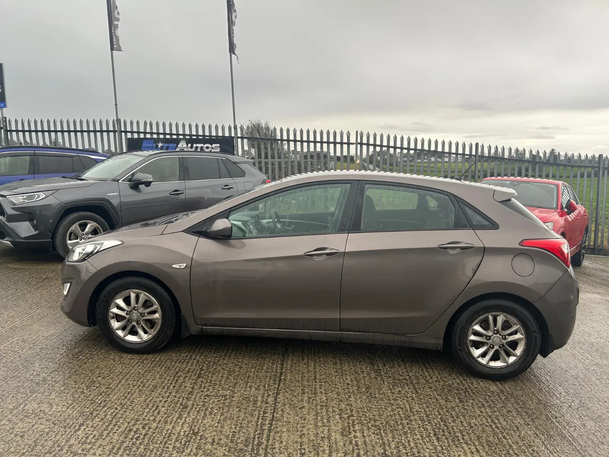 Hyundai i30 2014 - Image 4
